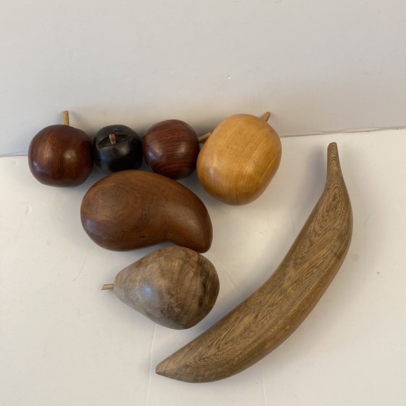 WOODEN fruit set 7 pieces banana apple mango plum apricot pear brown tones - Picture 6 of 7